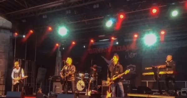 Bryan Adams Jam - fuldstændig som at opleve den "ægte vare"